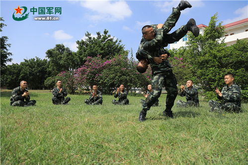 12岁女孩为家乡即将入伍新兵表演武术