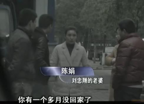 男子因情人与丈夫分居未果，怒拽跳桥事件引发社会关注
